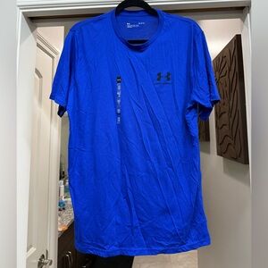 Men’s L Royal Blue Under Armour T-Shirt NWT
